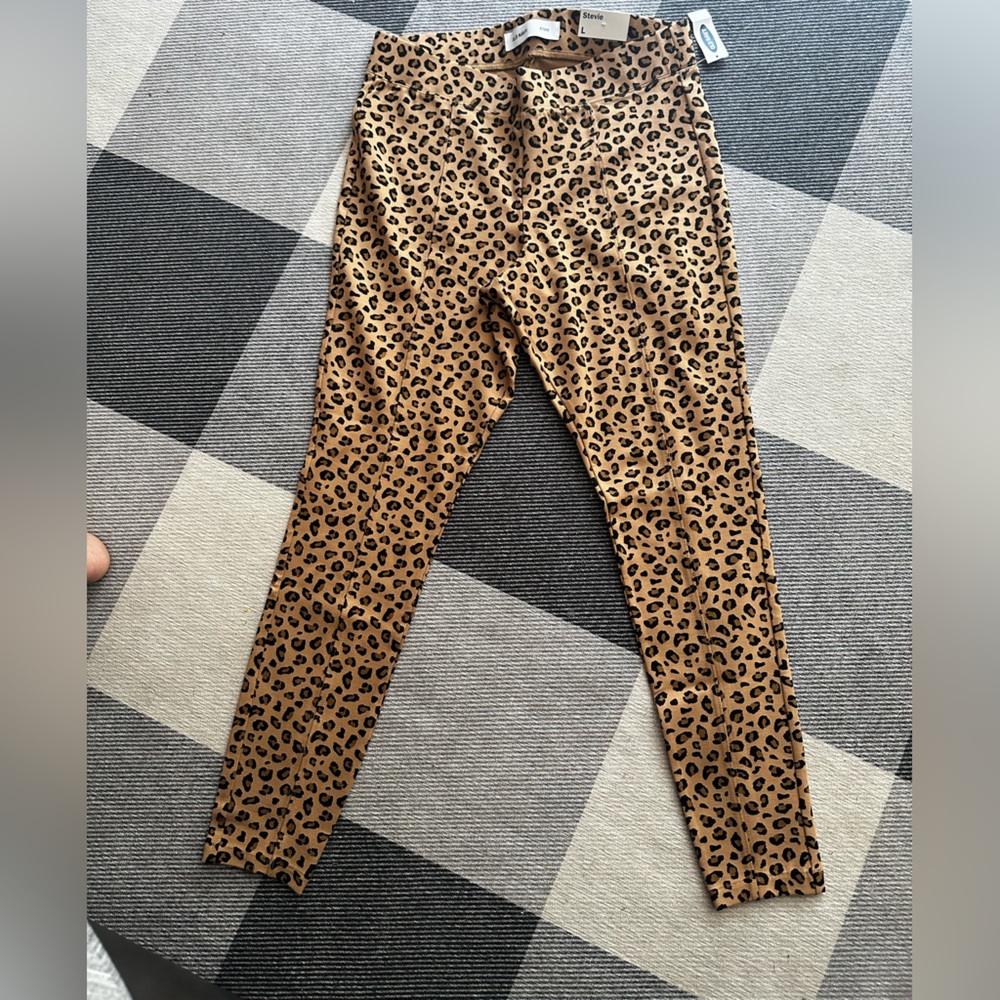 Old Navy large Stevie pull on leggings leopard